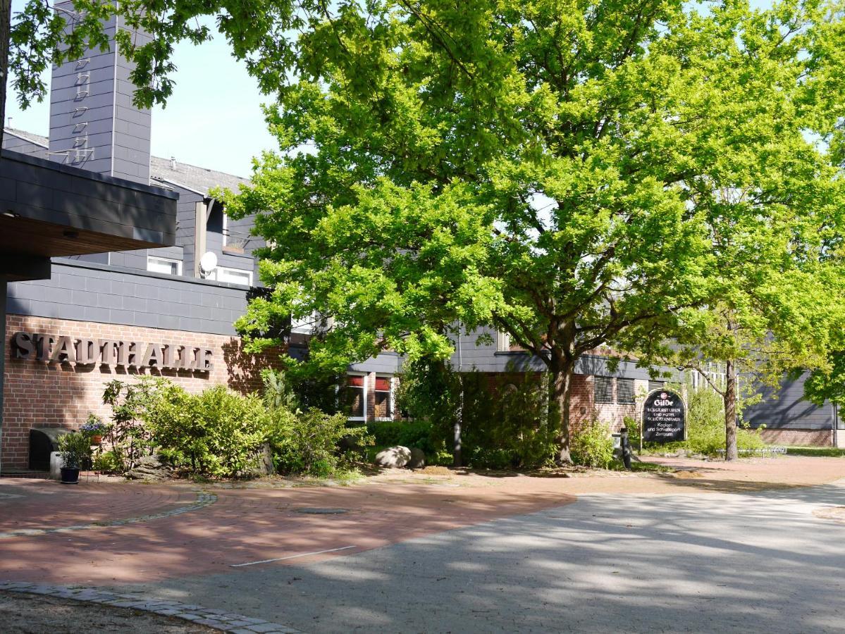 Hotel Stadthalle อูลเซิน ภายนอก รูปภาพ
